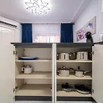 Calle Dinamarca 3 , Beautiful One Bedroom Appartment, Recently Renovated, 1 Min From Locos *