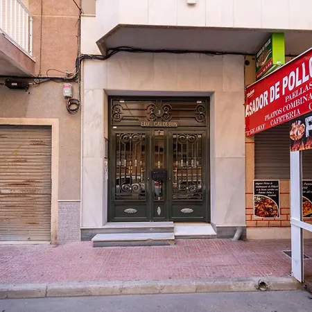 Daire Calle Dinamarca 3 , Beautiful One Bedroom Appartment, Recently Renovated, 1 Min From Locos Torrevieja